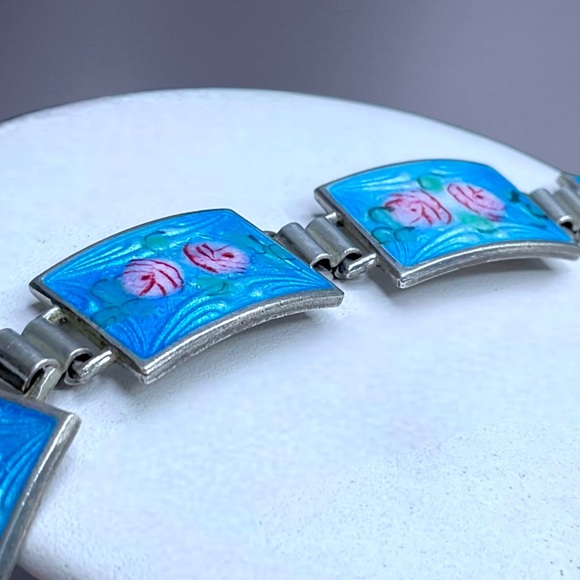 🌺Vintage Sterling Guilloche Enamel Bracelet - Picture 3 of 16